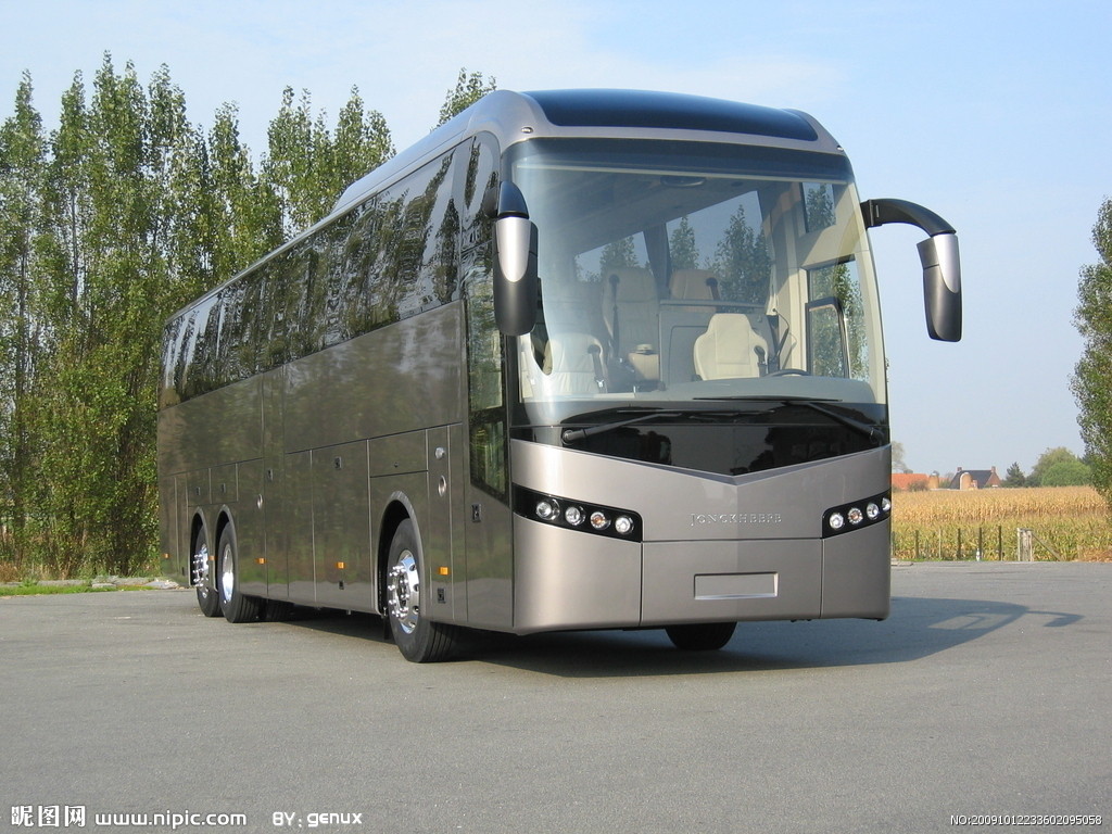 专业提供成都租大巴车,成都旅游包车服务